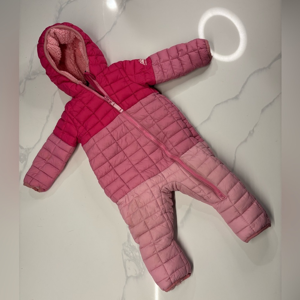 Snozu infant/toddler winter hooded snowsuit